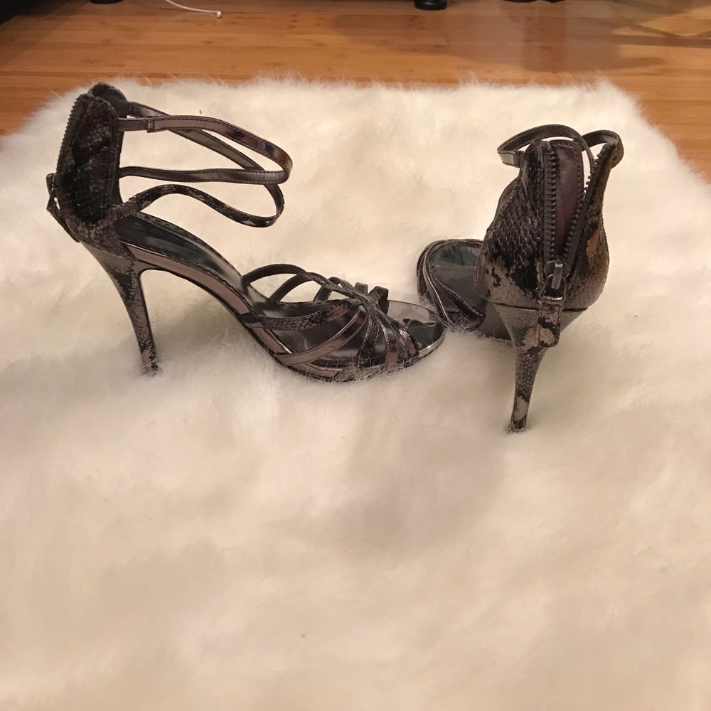 Bebe Python🐍Snake Ankle Strap Sandal - Picture 4 of 8